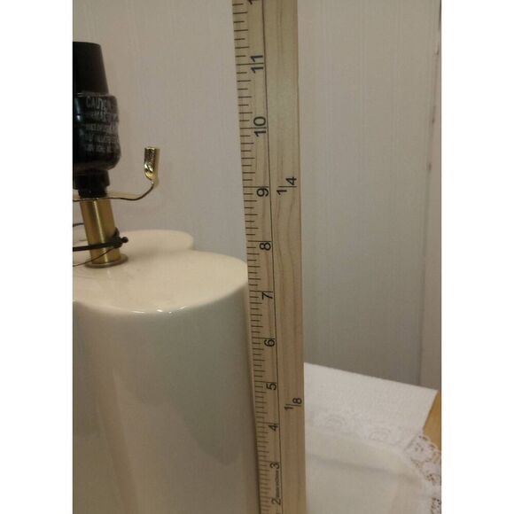 New with Tags Threshold beige multi-lobe abstract table lamp no shade lamp only - Picture 5 of 7